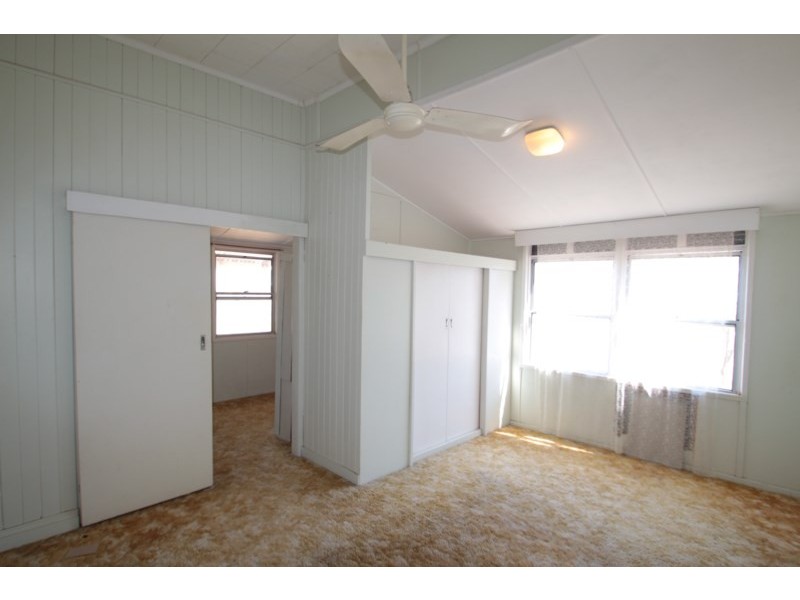 13 Rowland Court, Gowrie Mountain QLD 4350