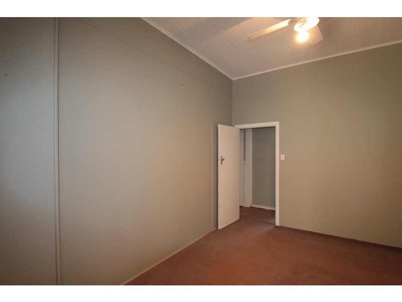 13 Rowland Court, Gowrie Mountain QLD 4350