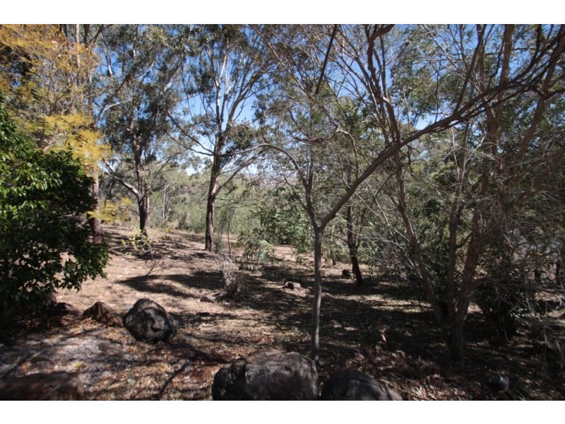 13 Rowland Court, Gowrie Mountain QLD 4350
