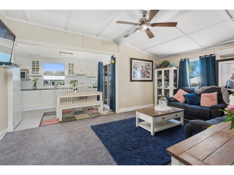 5 Makepeace Street, Rockville QLD 4350