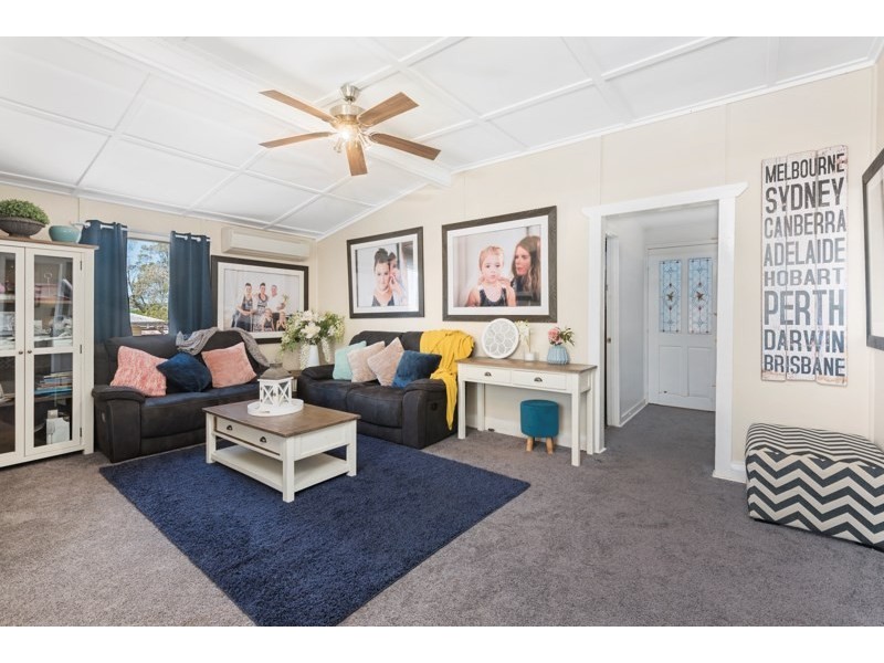 5 Makepeace Street, Rockville QLD 4350