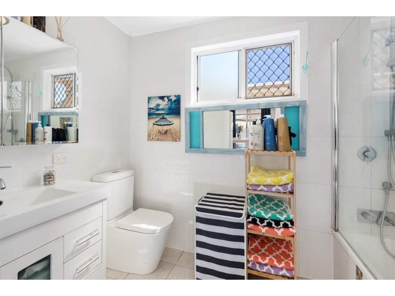 5 Makepeace Street, Rockville QLD 4350