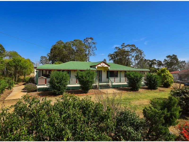 5 Highview Street, Meringandan West QLD 4352