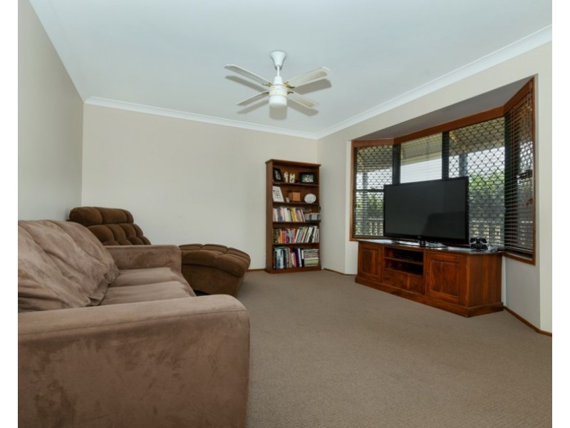 5 Highview Street, Meringandan West QLD 4352