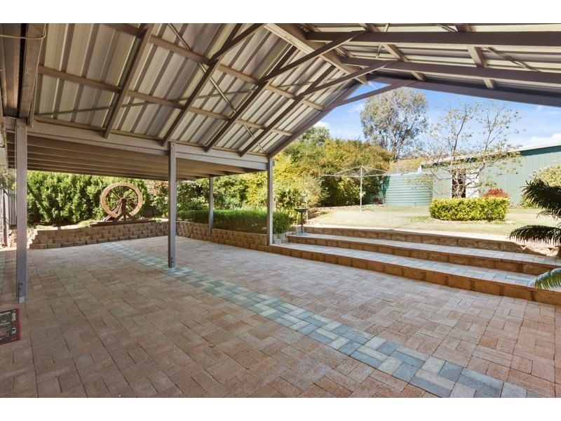 18 Gulligal Street, Kingsthorpe QLD 4400