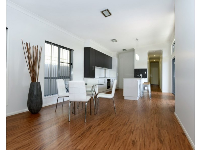 7/26 Andersson Court, Highfields QLD 4352