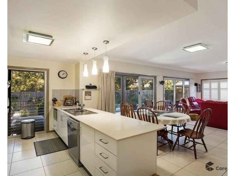 11/26 Andersson Court, Highfields QLD 4352