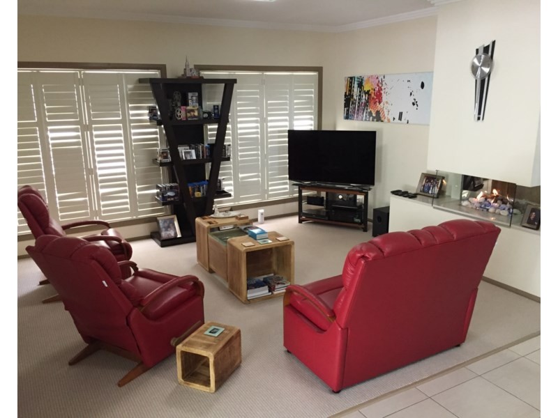 11/26 Andersson Court, Highfields QLD 4352