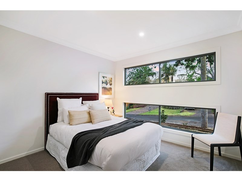 3 Ferguson Street, Mount Lofty QLD 4350