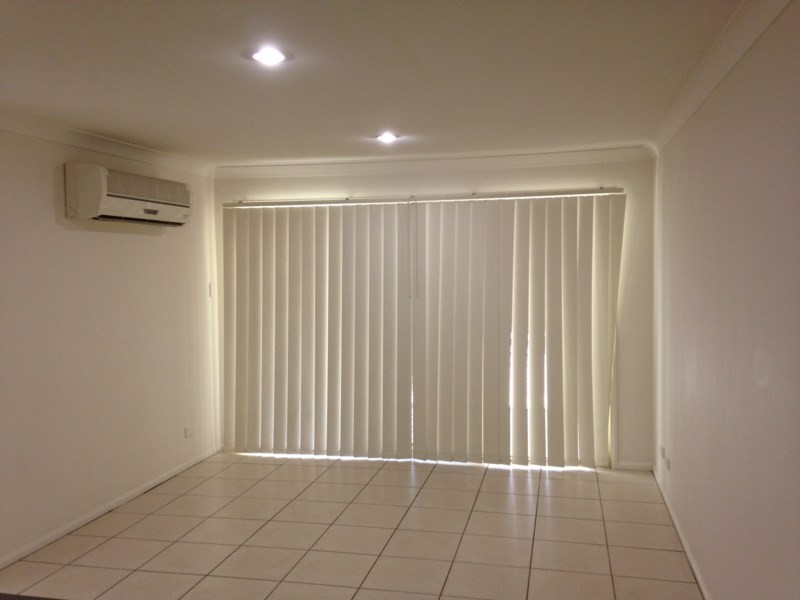 2/6 Winning Street, Glenvale QLD 4350