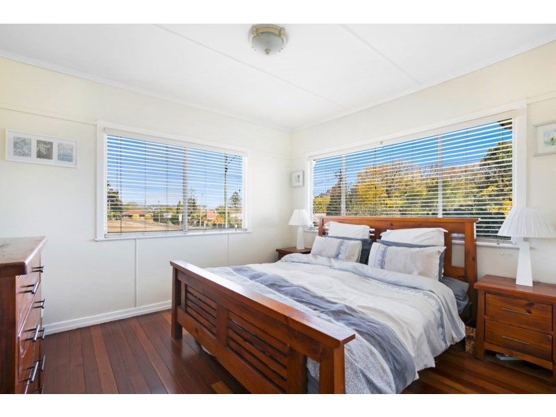 12 Lovett Street, Rangeville QLD 4350