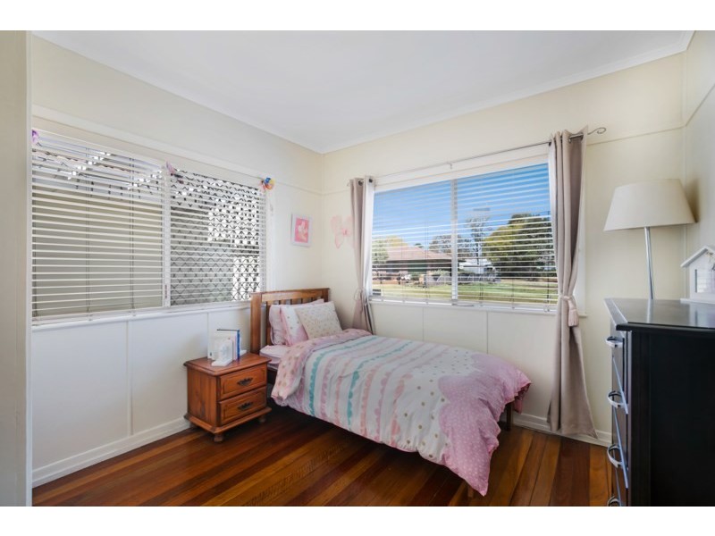 12 Lovett Street, Rangeville QLD 4350