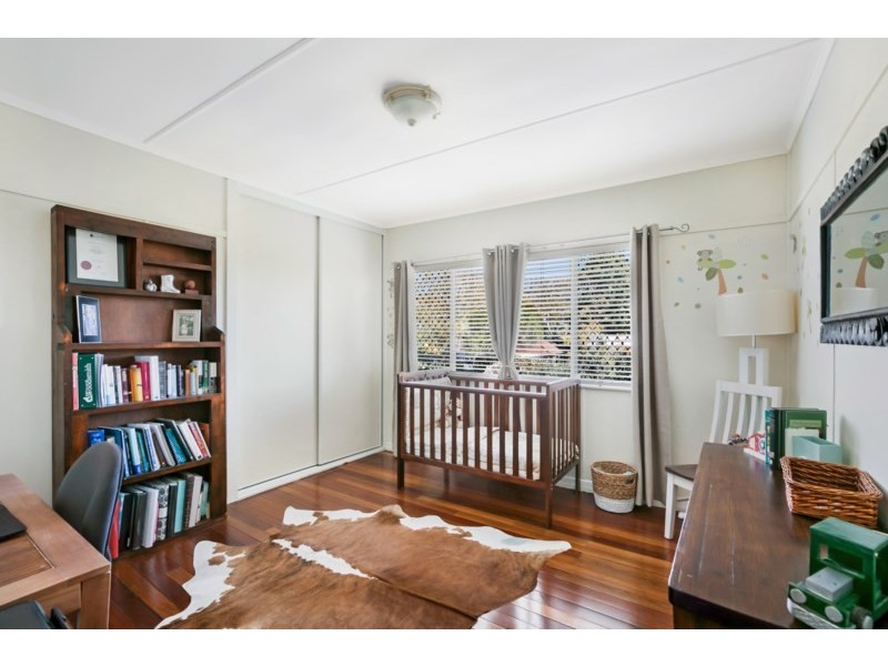 12 Lovett Street, Rangeville QLD 4350