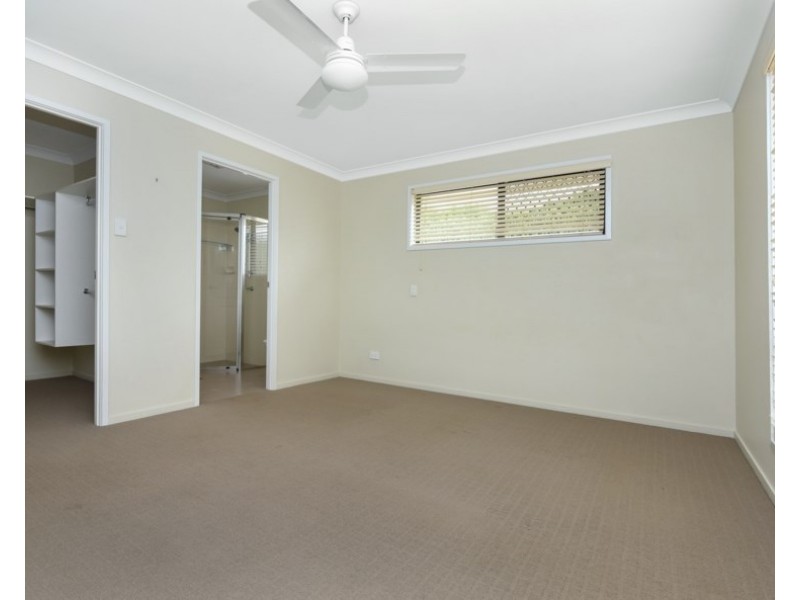 41 Honeyeater Drive, Highfields QLD 4352
