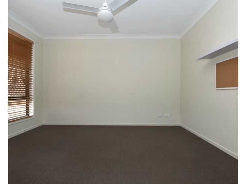 41 Honeyeater Drive, Highfields QLD 4352