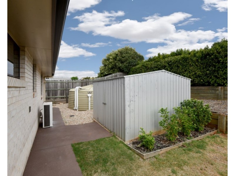 41 Honeyeater Drive, Highfields QLD 4352