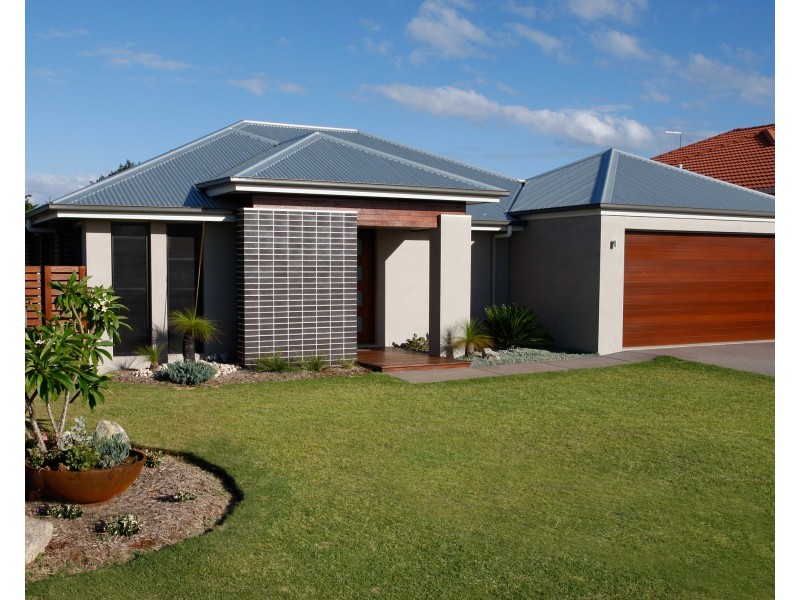 39 Calypso Crescent, Middle Ridge QLD 4350