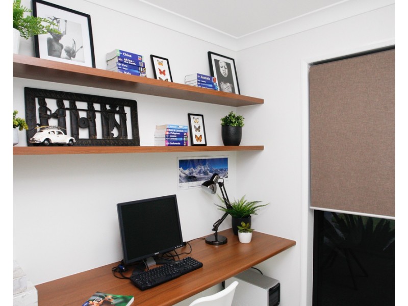 39 Calypso Crescent, Middle Ridge QLD 4350