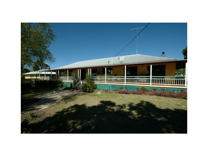 12 Stewart Street, Withcott QLD 4352