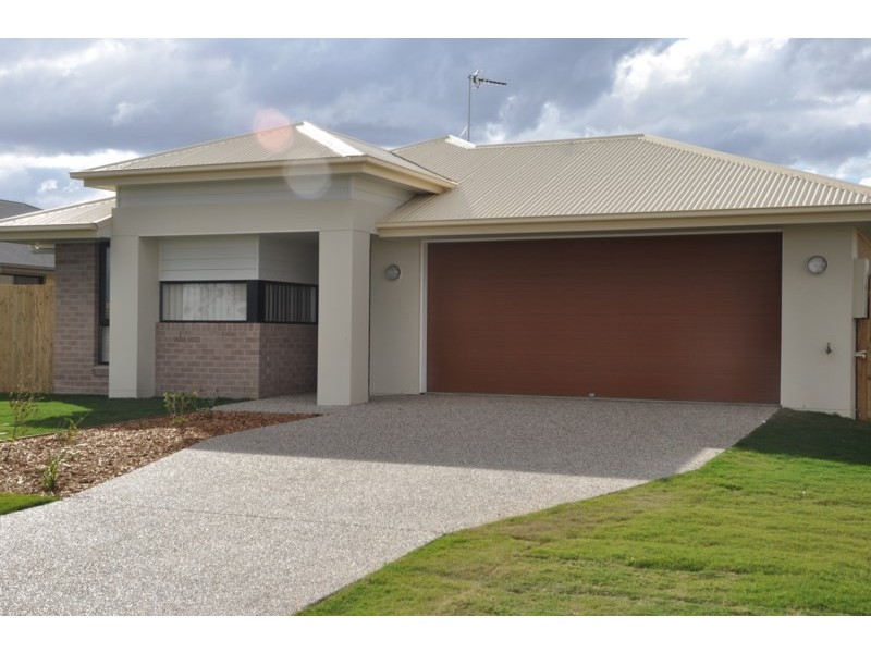 7 Mia Street, Wyreema QLD 4352