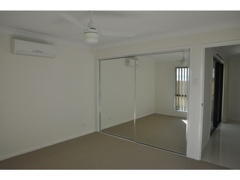7 Mia Street, Wyreema QLD 4352