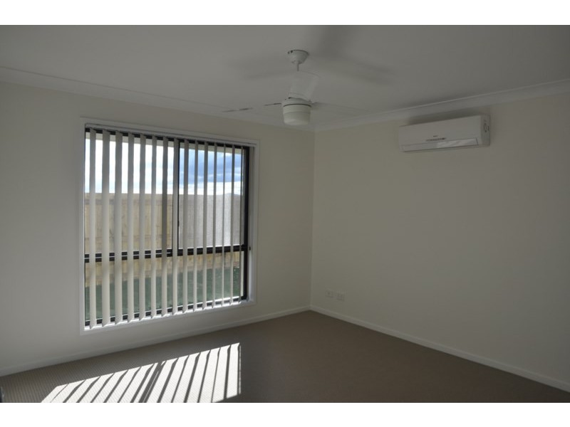 7 Mia Street, Wyreema QLD 4352