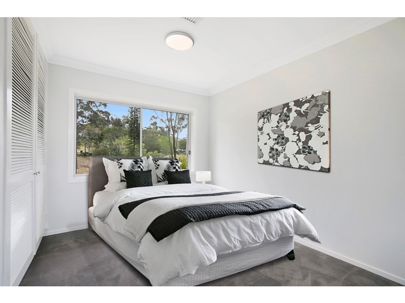 292 Rowbotham Street, Middle Ridge QLD 4350