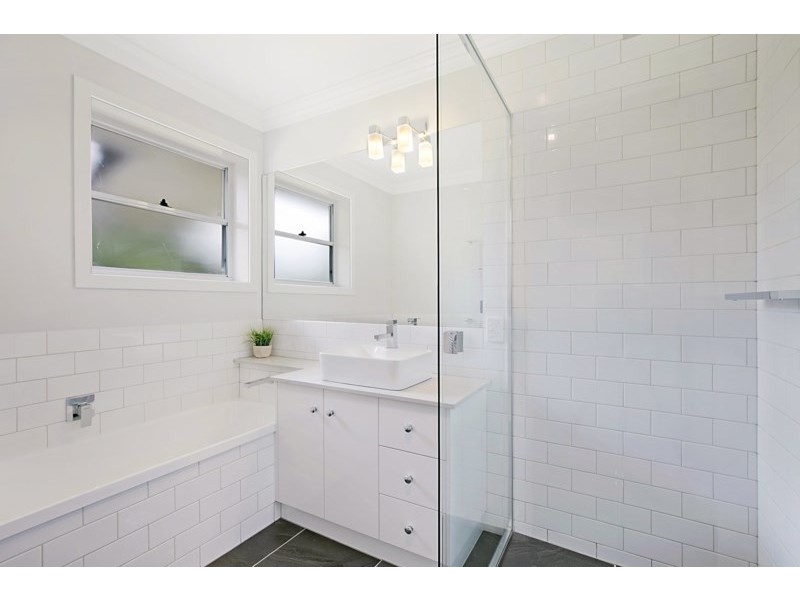 292 Rowbotham Street, Middle Ridge QLD 4350