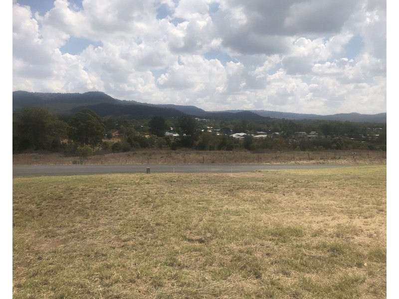 31 O’Neils Road, Withcott QLD 4352