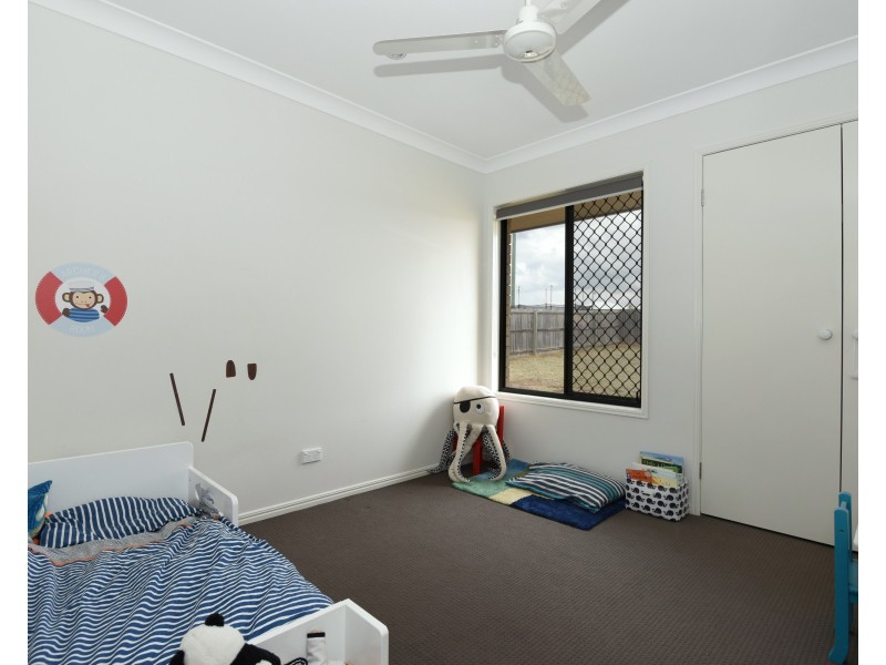 7 Goshawk Drive, Kleinton QLD 4352