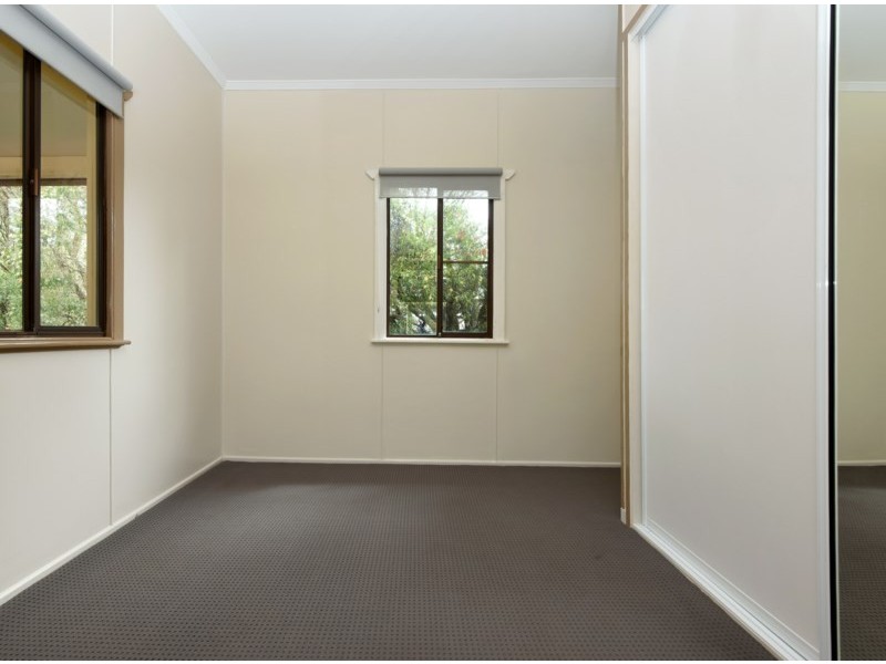 19 Llewellyn Street, Centenary Heights QLD 4350