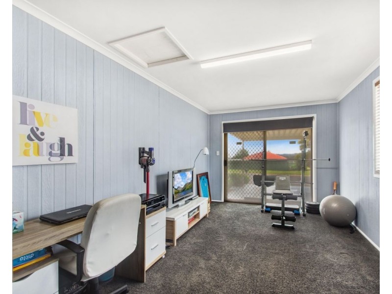 283 Greenwattle Street, Cranley QLD 4350