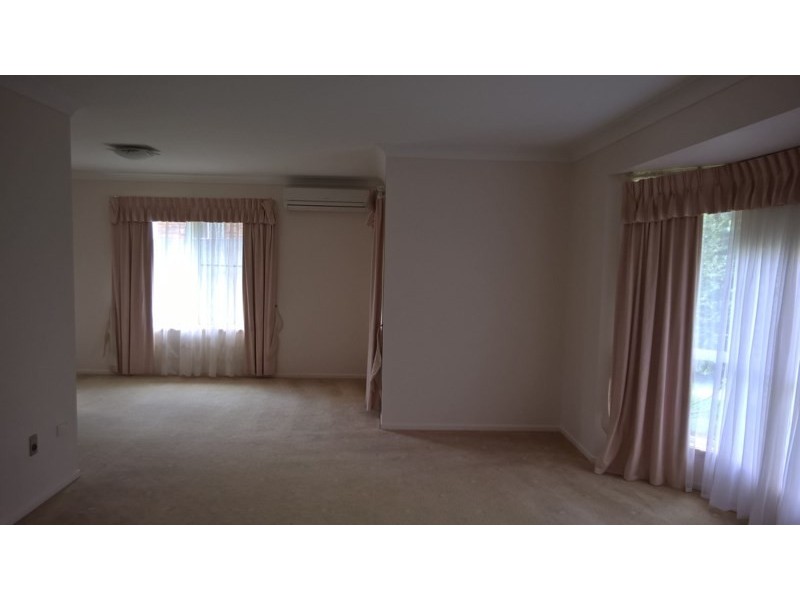 9 Shamrock Court, Middle Ridge QLD 4350