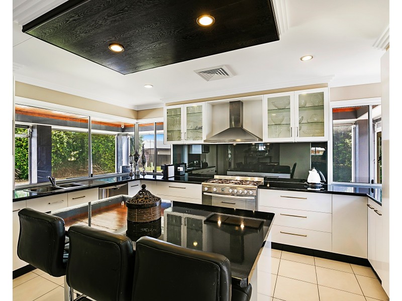 20 Beardsworth Court, Middle Ridge QLD 4350