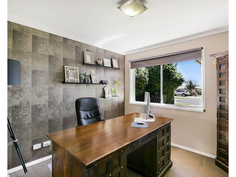 20 Beardsworth Court, Middle Ridge QLD 4350