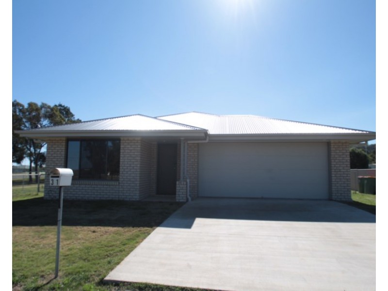 31 Ruby Street, Kingsthorpe QLD 4400