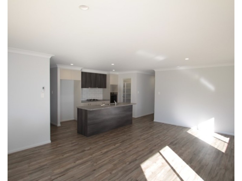 31 Ruby Street, Kingsthorpe QLD 4400