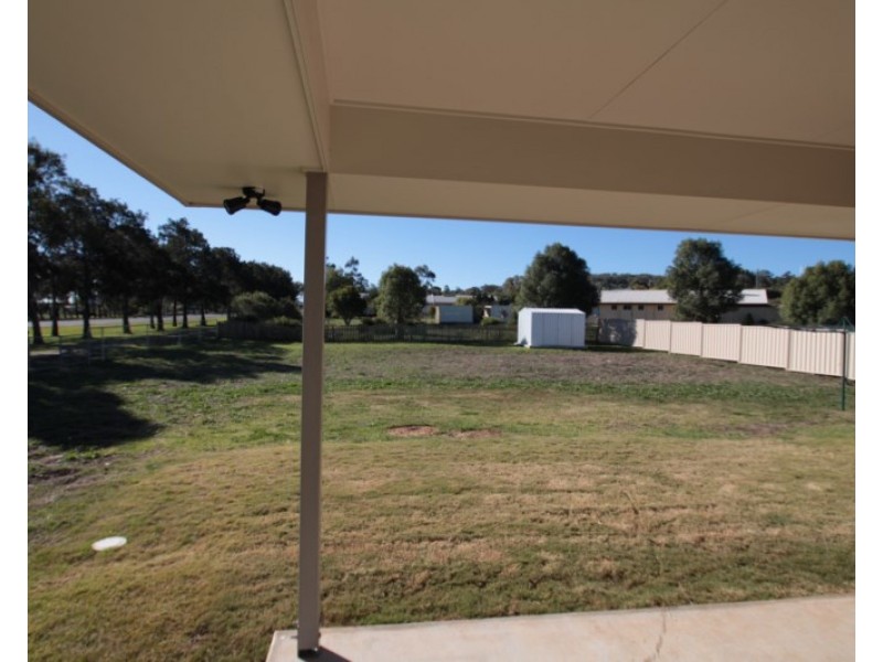 31 Ruby Street, Kingsthorpe QLD 4400