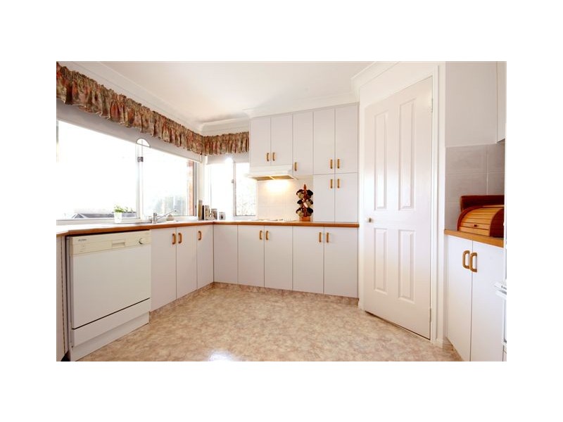 13 Zinnia Court, Middle Ridge QLD 4350