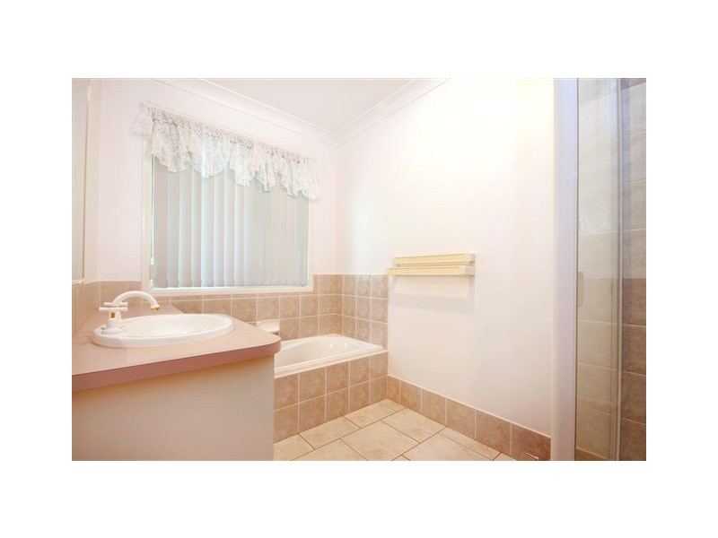 13 Zinnia Court, Middle Ridge QLD 4350