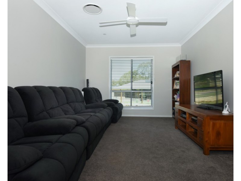 23 Lilly Avenue, Cawdor QLD 4352