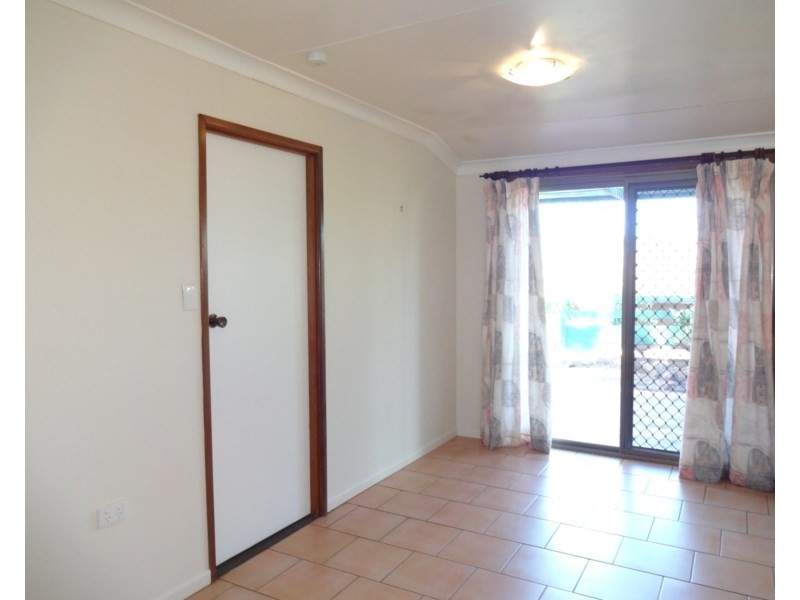 14 Agnes Street, Centenary Heights QLD 4350