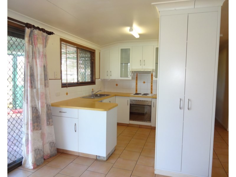 14 Agnes Street, Centenary Heights QLD 4350