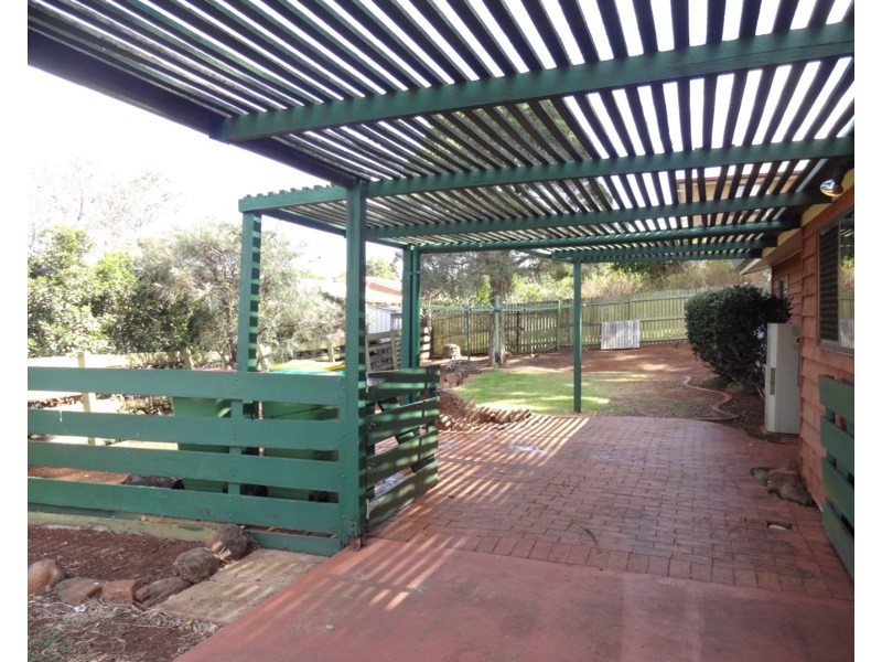 14 Agnes Street, Centenary Heights QLD 4350