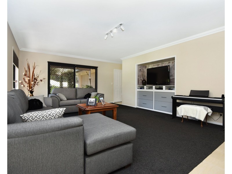 3 Leanne Court, Highfields QLD 4352