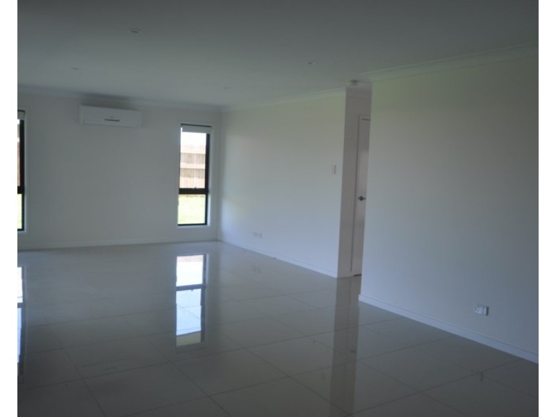 18 Tarcoola Street, Wyreema QLD 4352