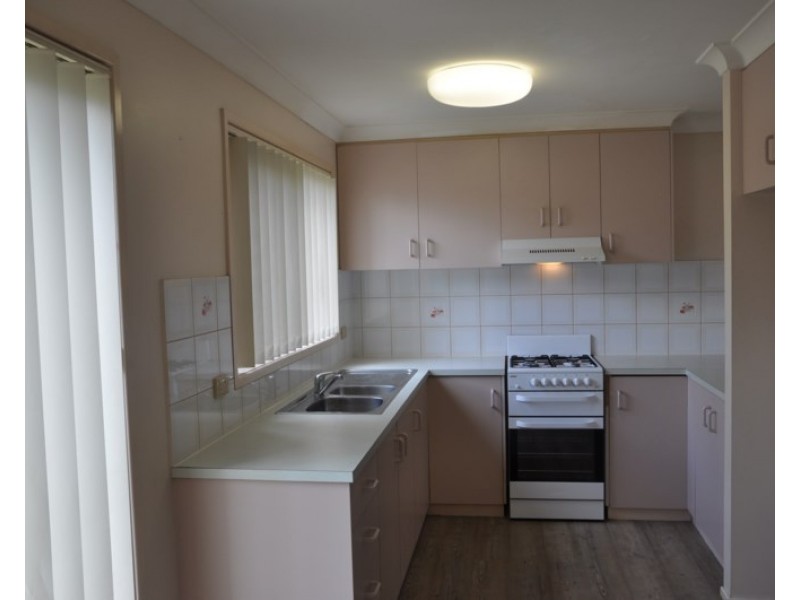 6/357 Margaret Street, Newtown QLD 4350