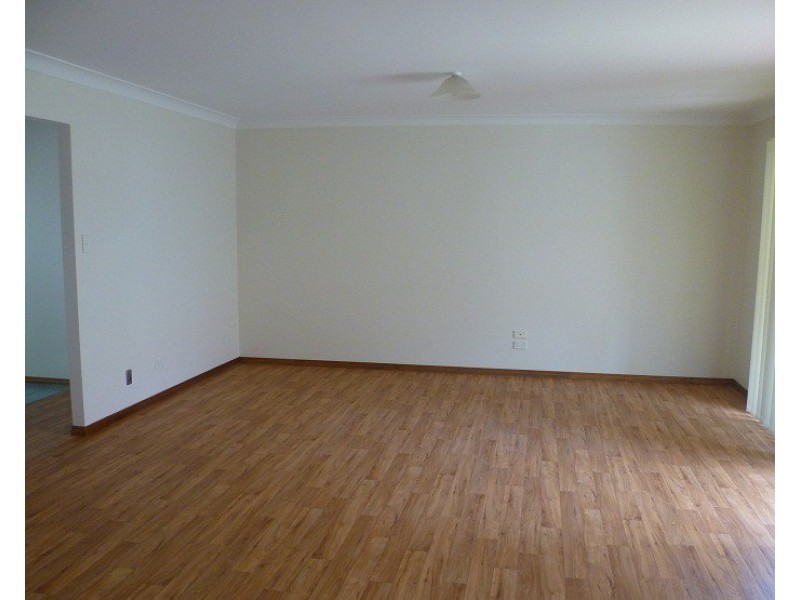 13 Elvery Court, Middle Ridge QLD 4350