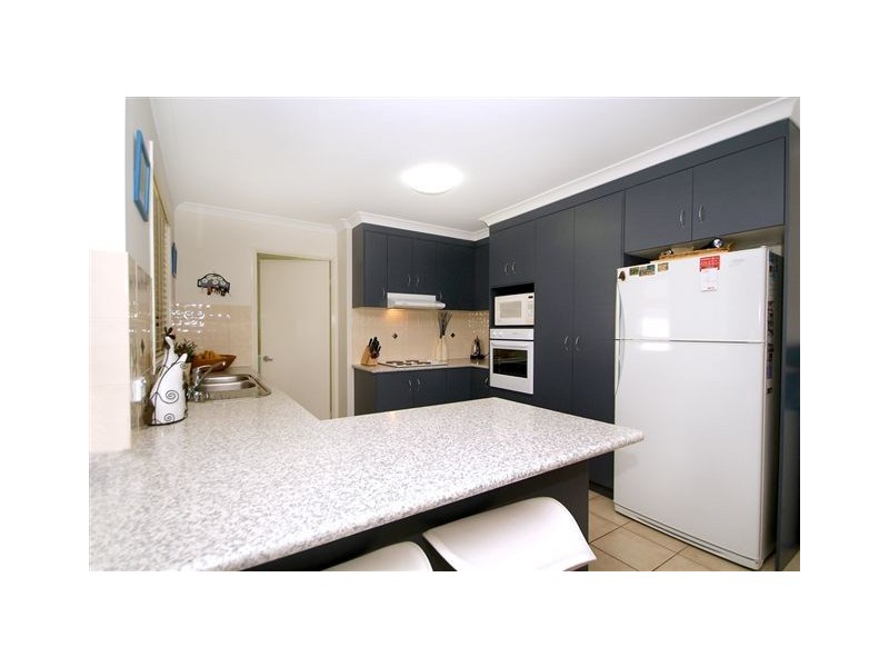 16 Stratford Drive, Wyreema QLD 4352