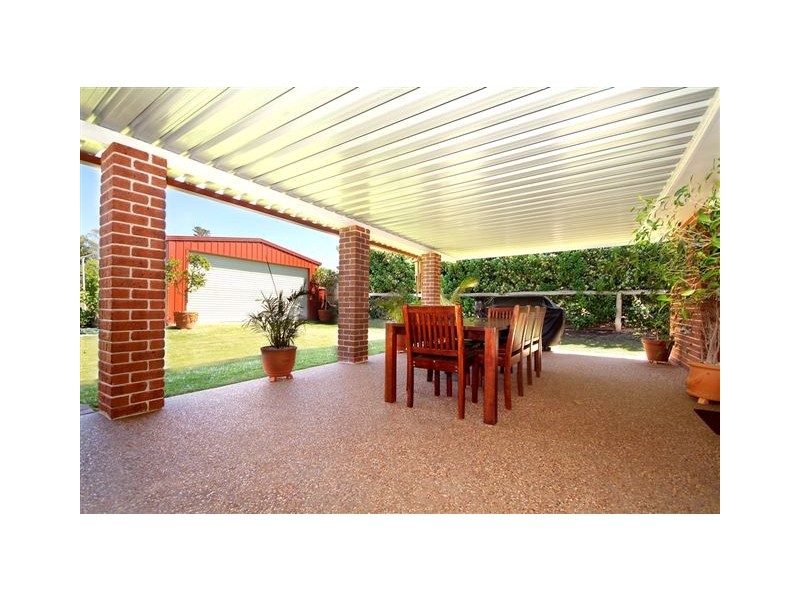 16 Stratford Drive, Wyreema QLD 4352